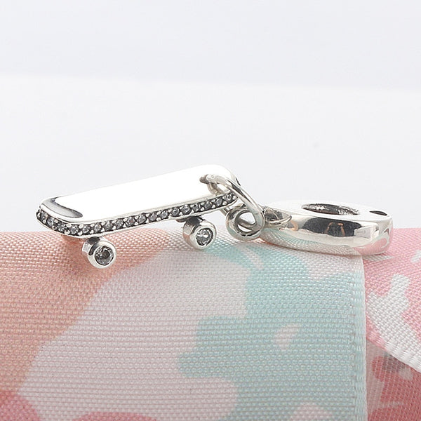 BERLOQUE CHARM PENDENTE "SKATE" - PRATA 925'